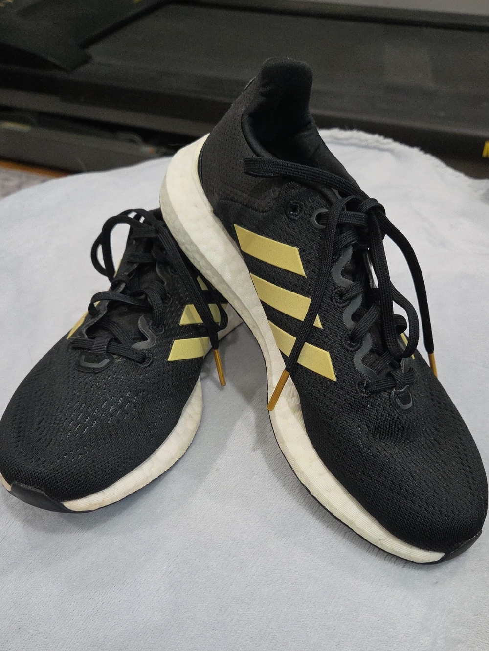 Wonens adidas Black Sneakers with Gold Three-Stripes